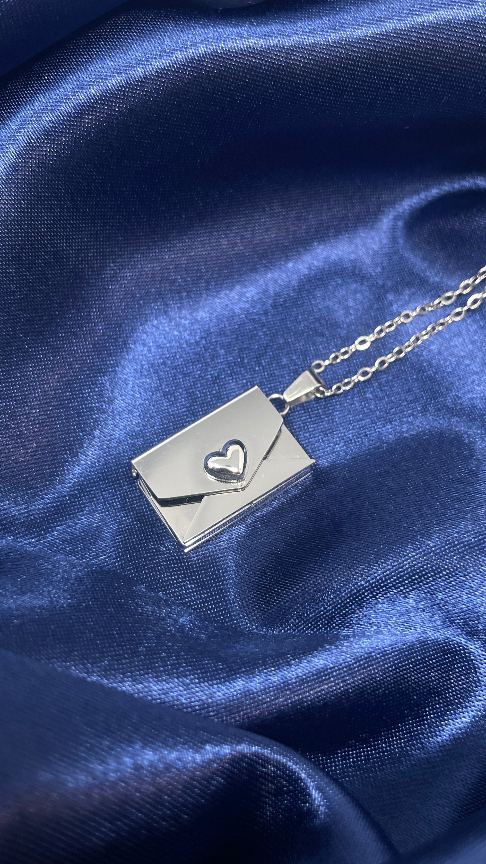 Collana "Lettera d'amore"
