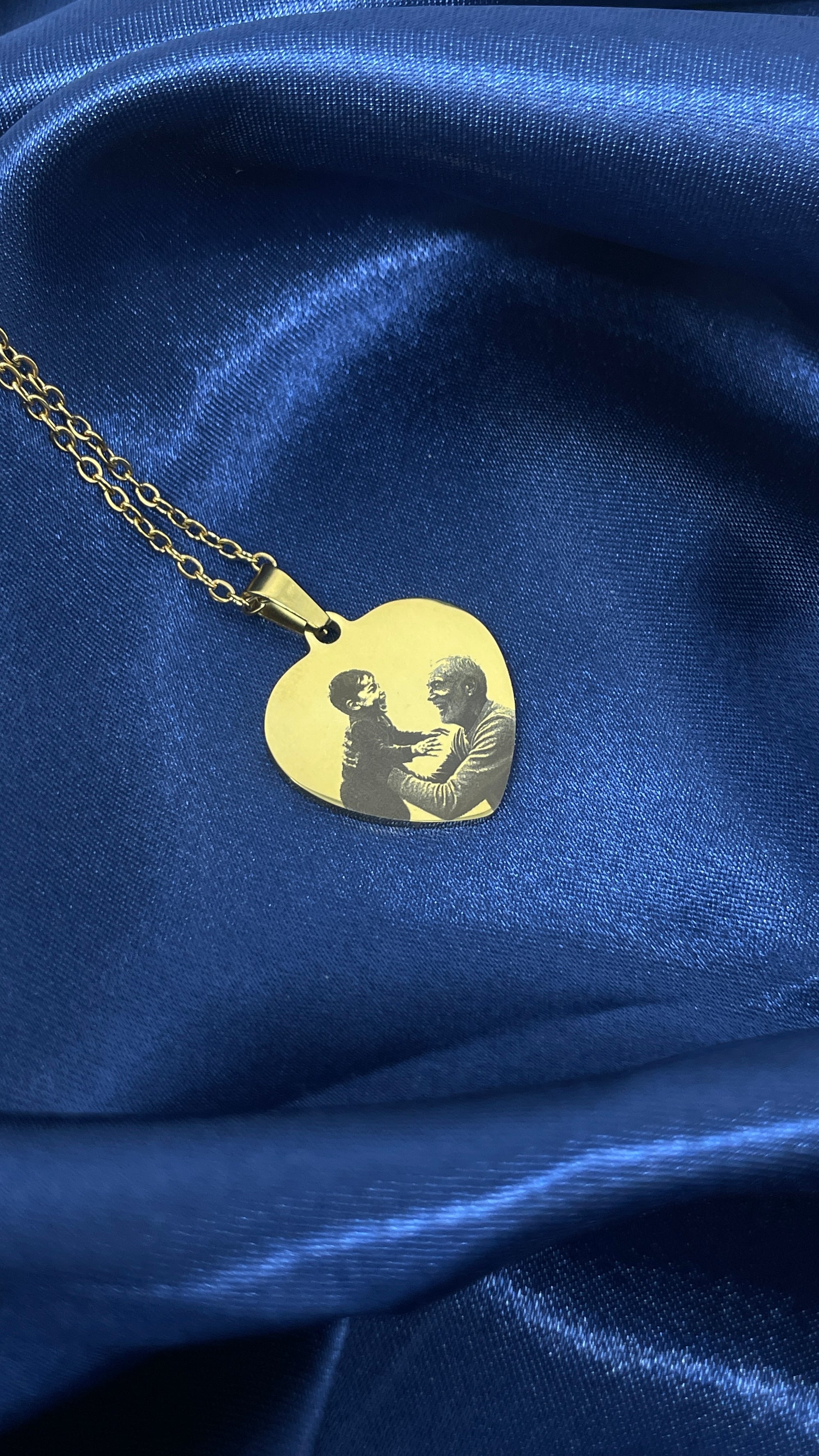 Collana "Cuore con foto incisa"