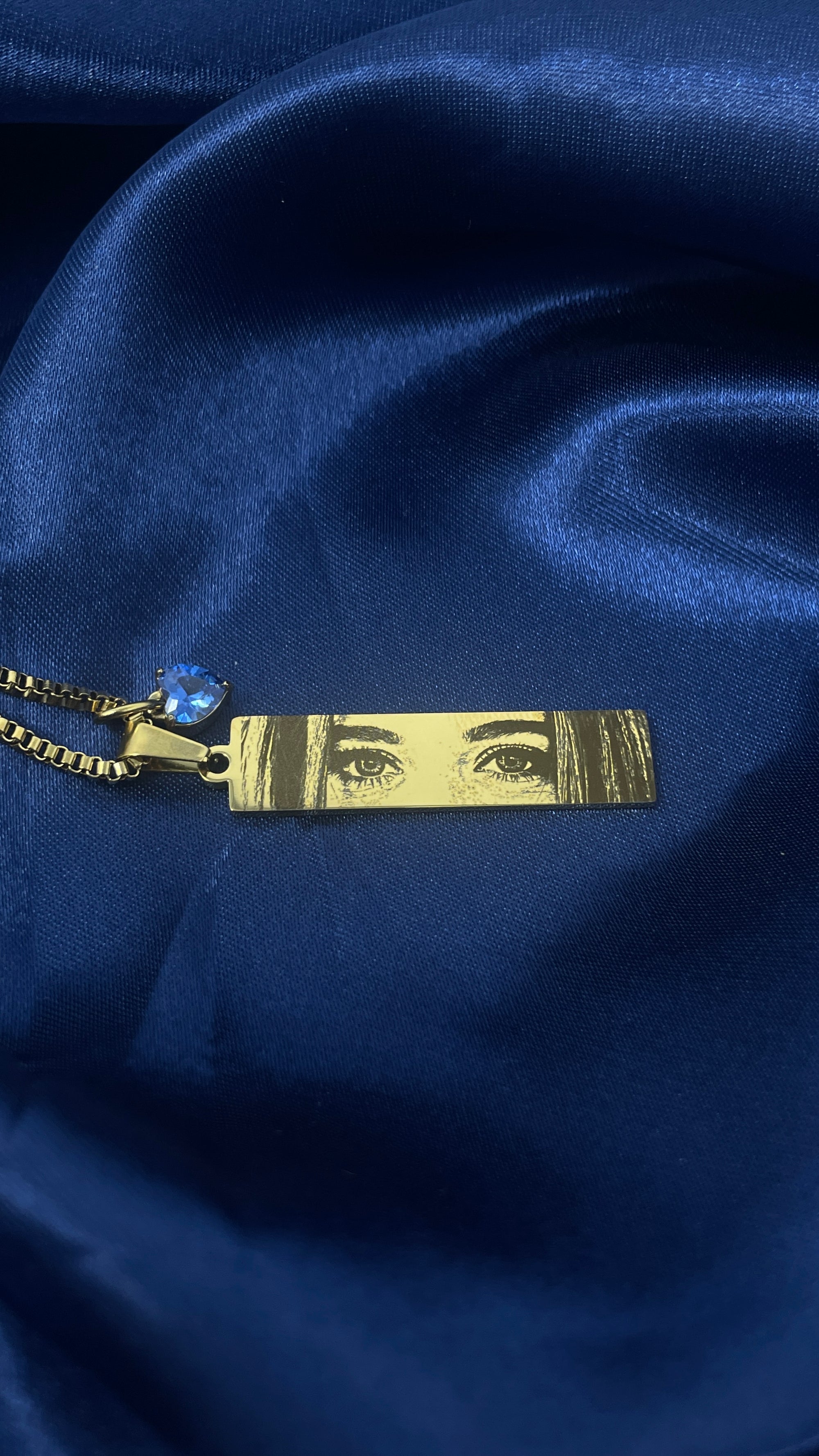 Collana "Occhi incisi"